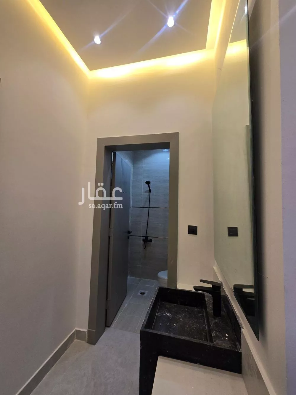 فيلا 4 غرف في بدر 12