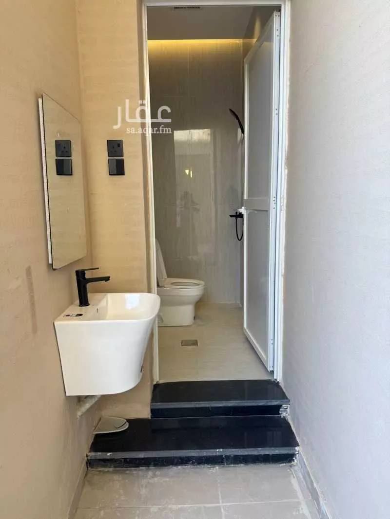 5 bedroom apartment in Ash Sharq 2