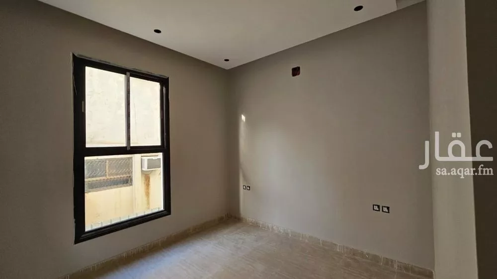 5 bedroom villa in King Faisal 2