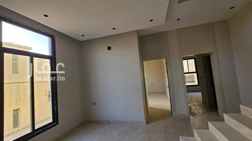 5 bedroom villa in King Faisal 3