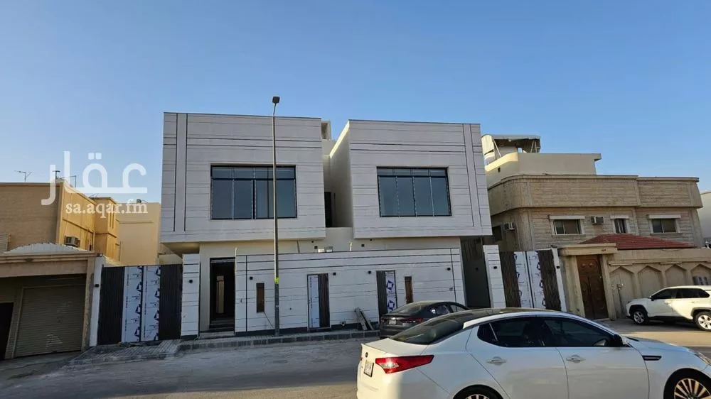 5 bedroom villa in King Faisal 6