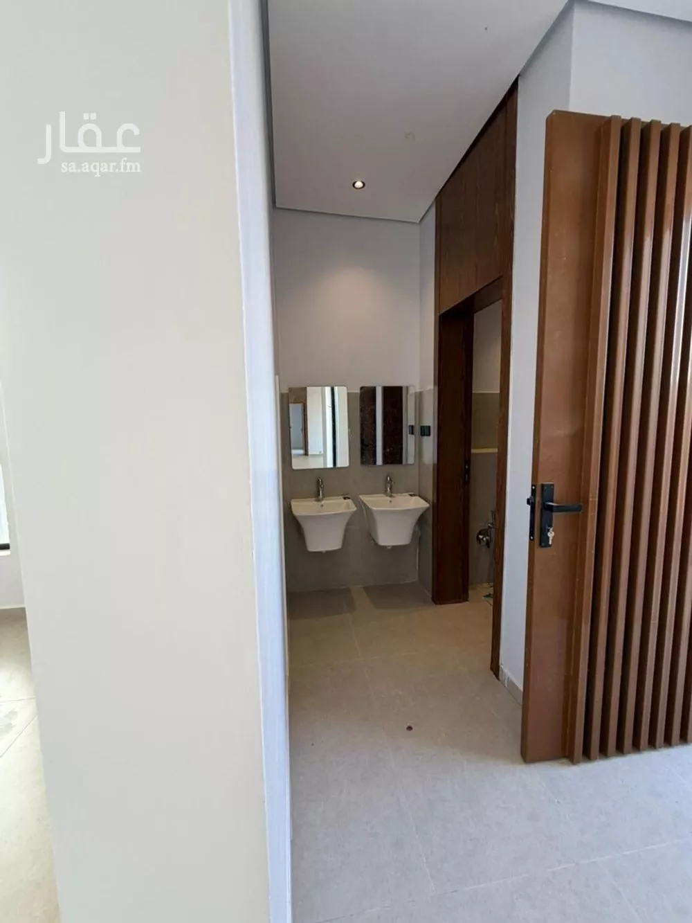 فيلا 5 غرف في المهدية 23