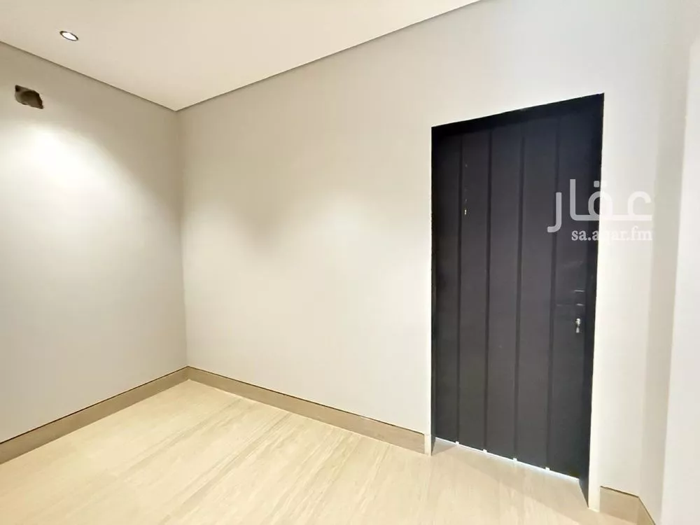 5 bedroom villa in Al Mahdiyyah 11