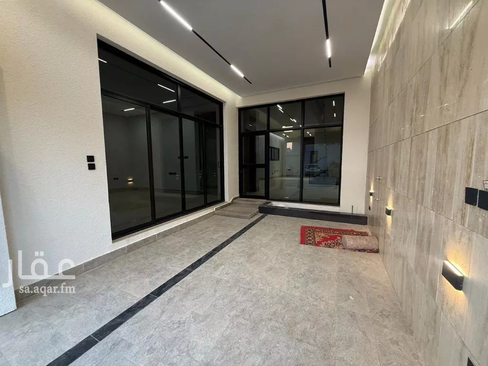 5 bedroom villa in Al Mahdiyyah 13