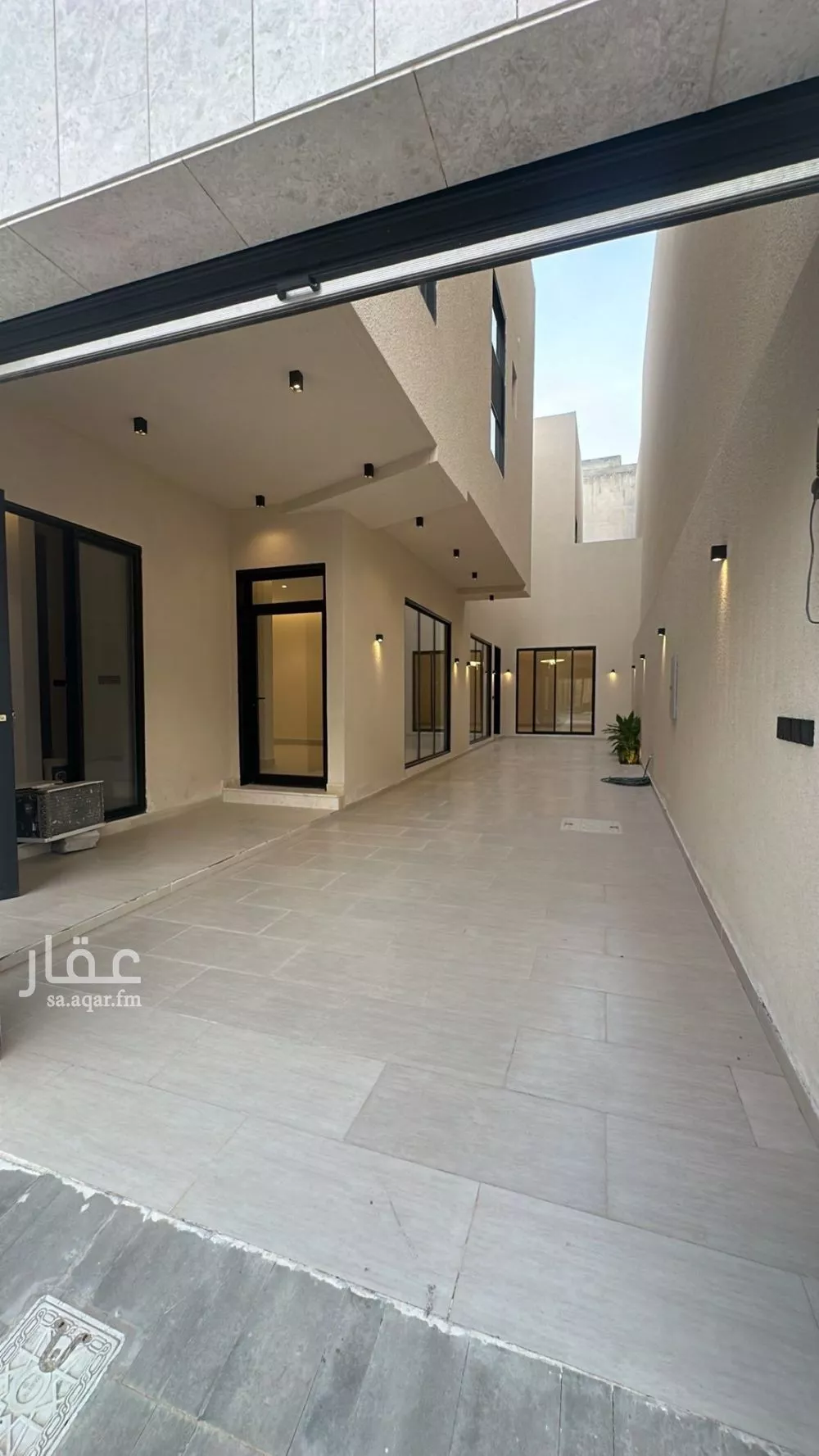 5 bedroom villa in Al Mahdiyyah 3