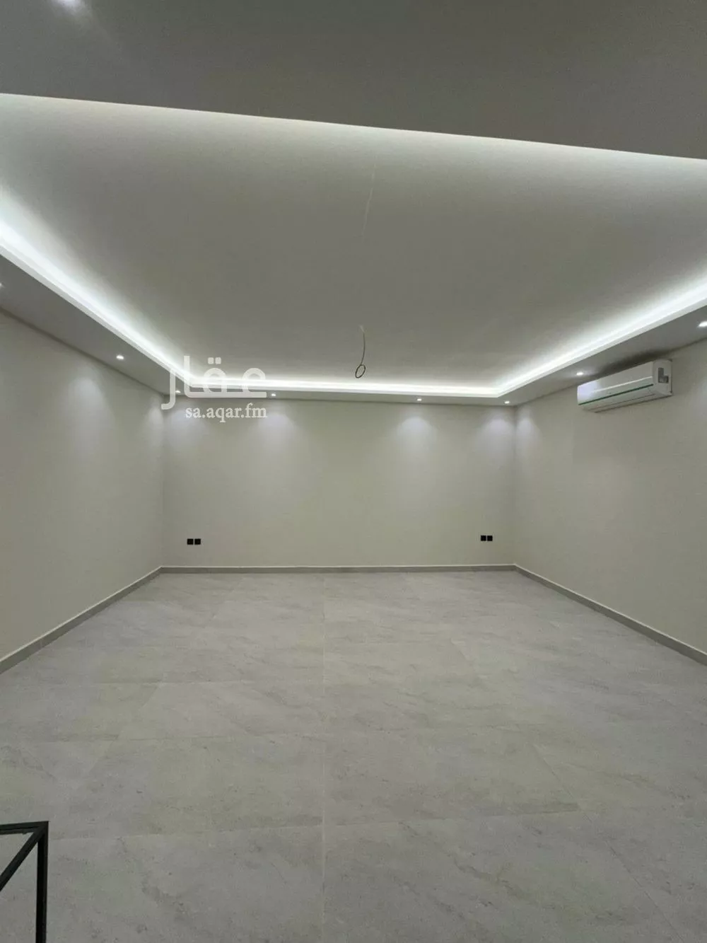 5 bedroom villa in Al Narjis 3