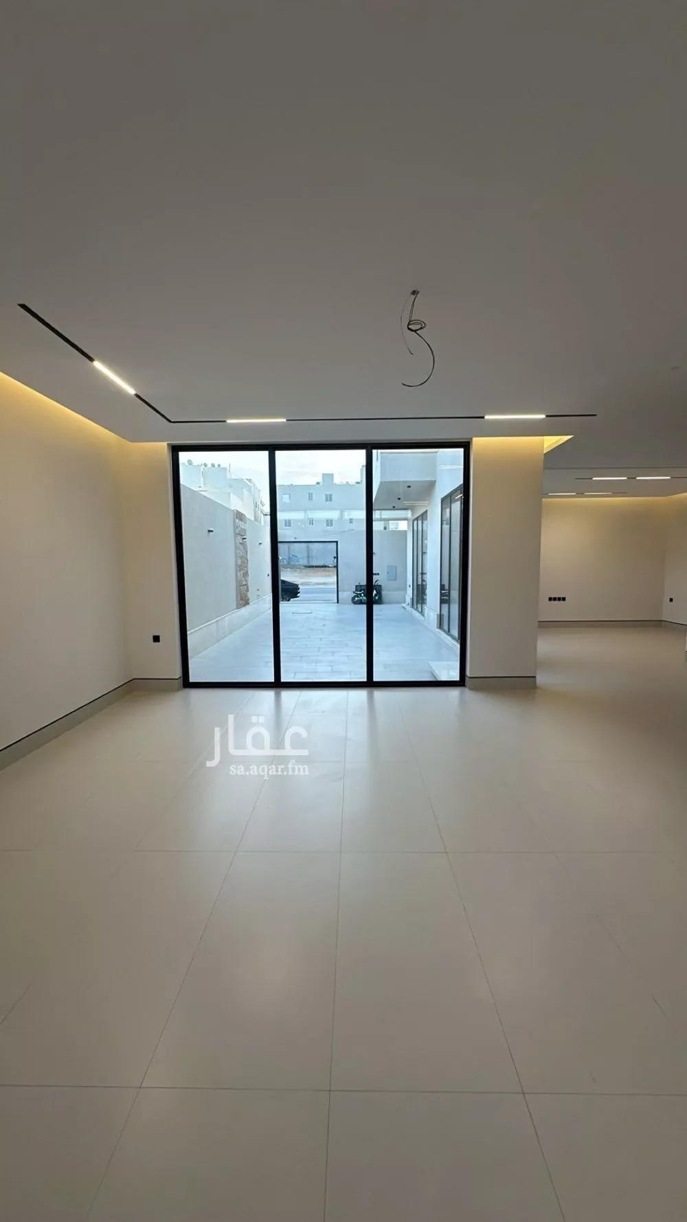 6 bedroom villa in Al Mahdiyyah 4