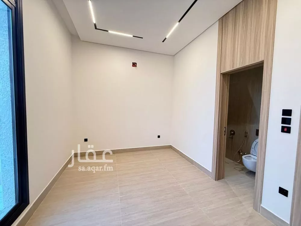 6 bedroom villa in Al Mahdiyyah 26