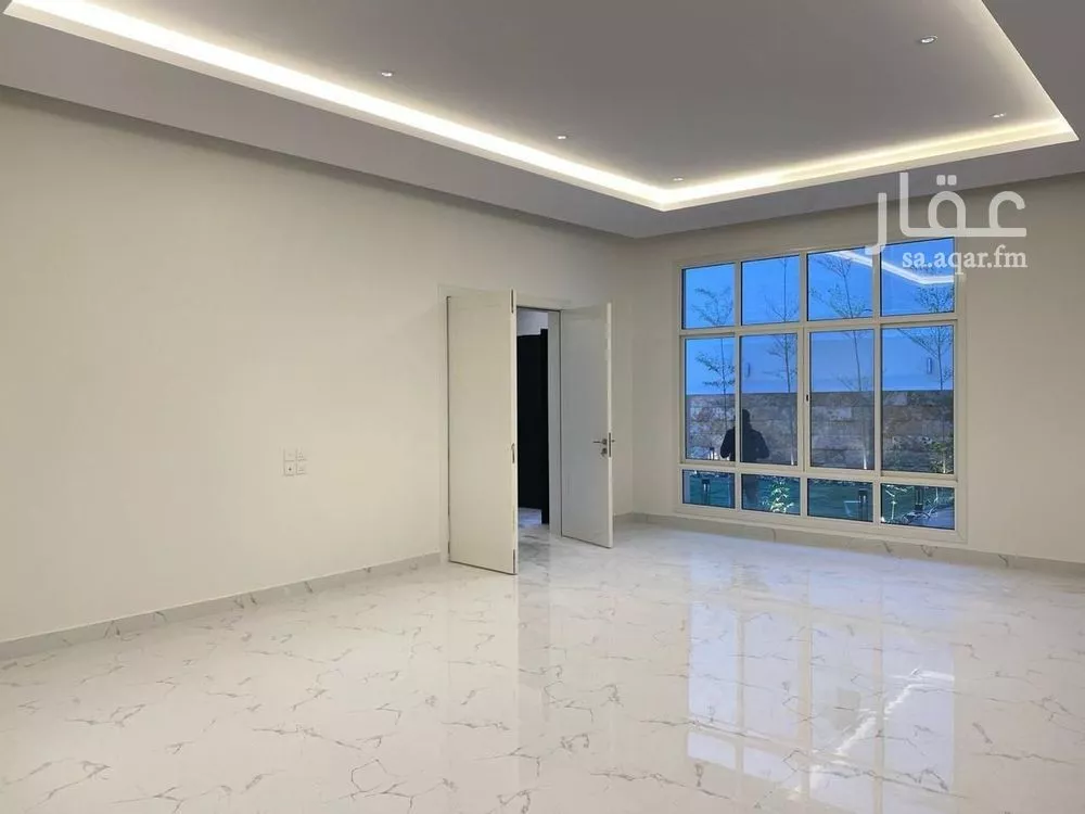 6 bedroom villa in Al Mahdiyyah 12