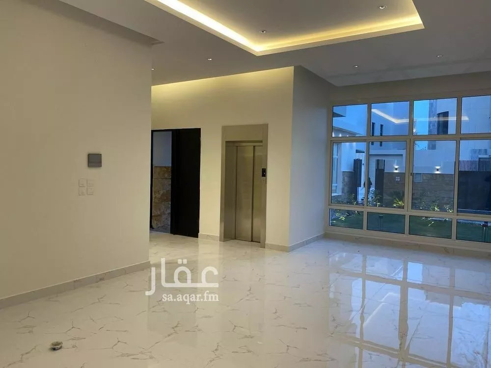 6 bedroom villa in Al Mahdiyyah 10