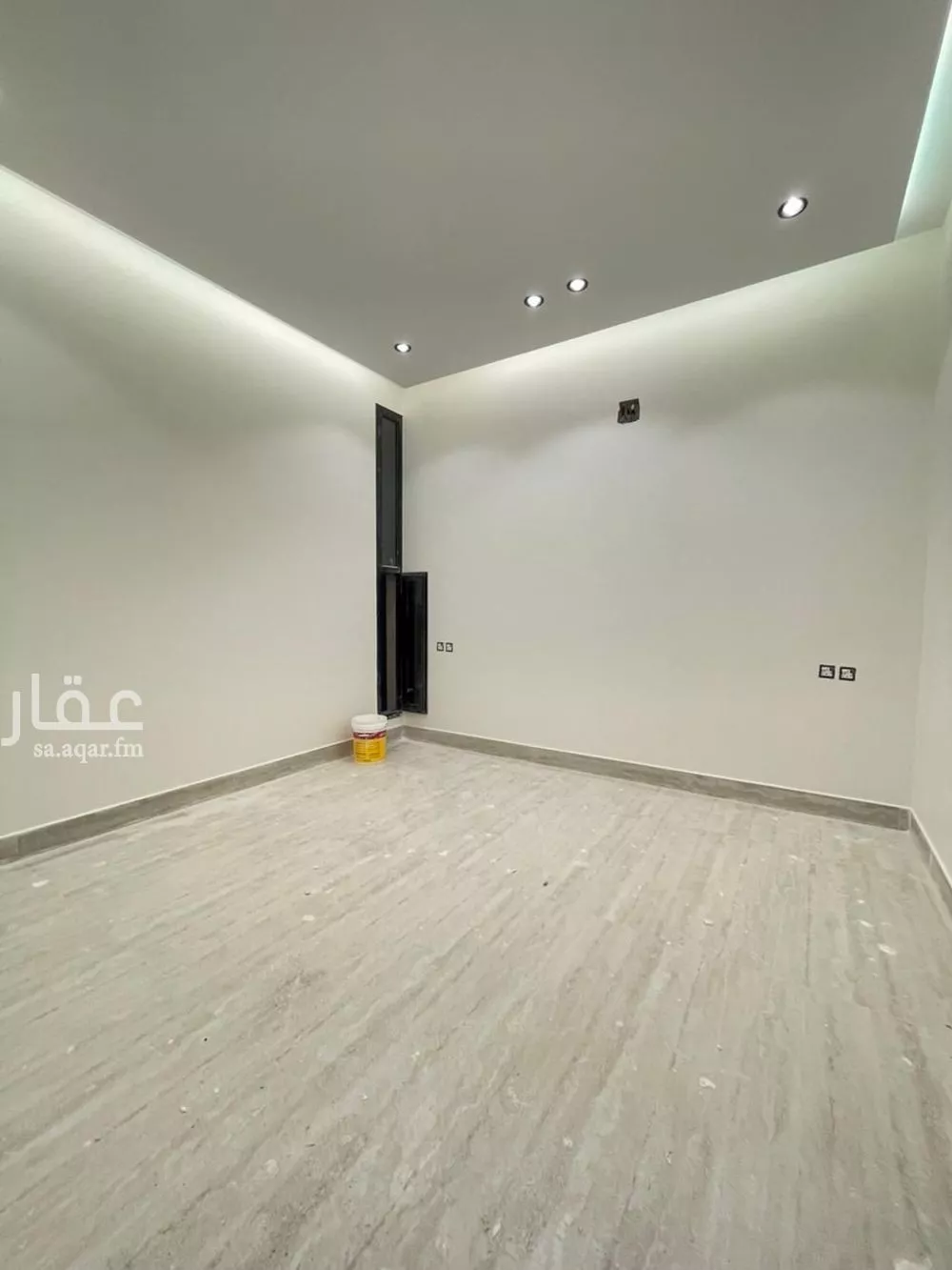 فيلا 5 غرف في ظهرة لبن 9