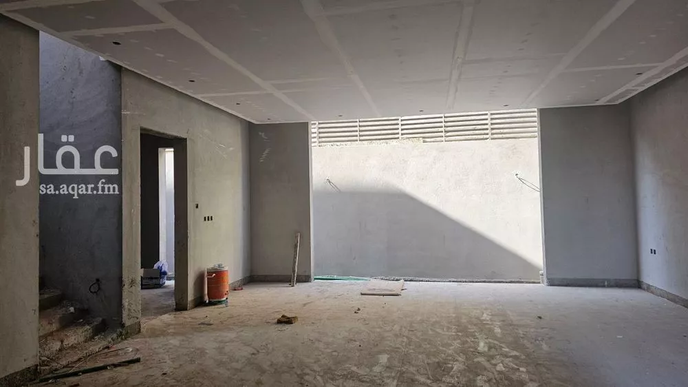 5 bedroom villa in Granada 2