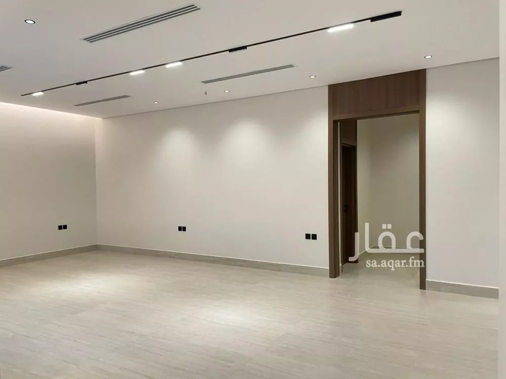 5 bedroom villa in Al Mahdiyyah 5