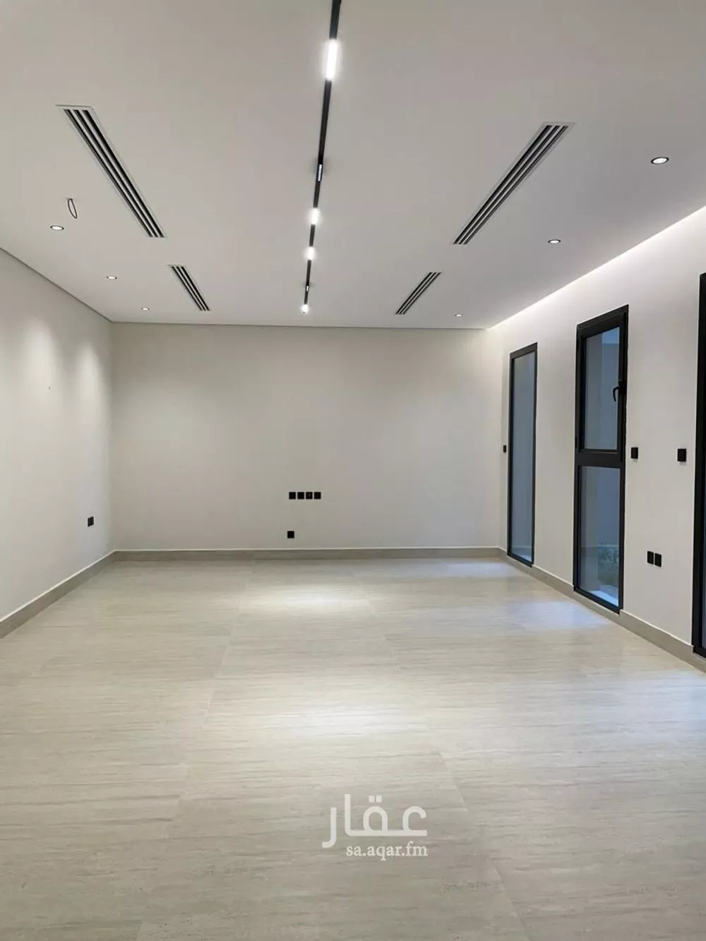 5 bedroom villa in Al Mahdiyyah 9