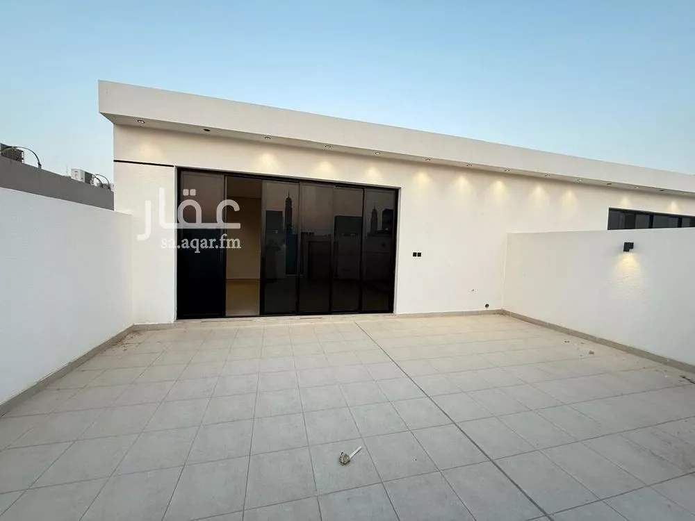 5 bedroom villa in Al Mahdiyyah 20