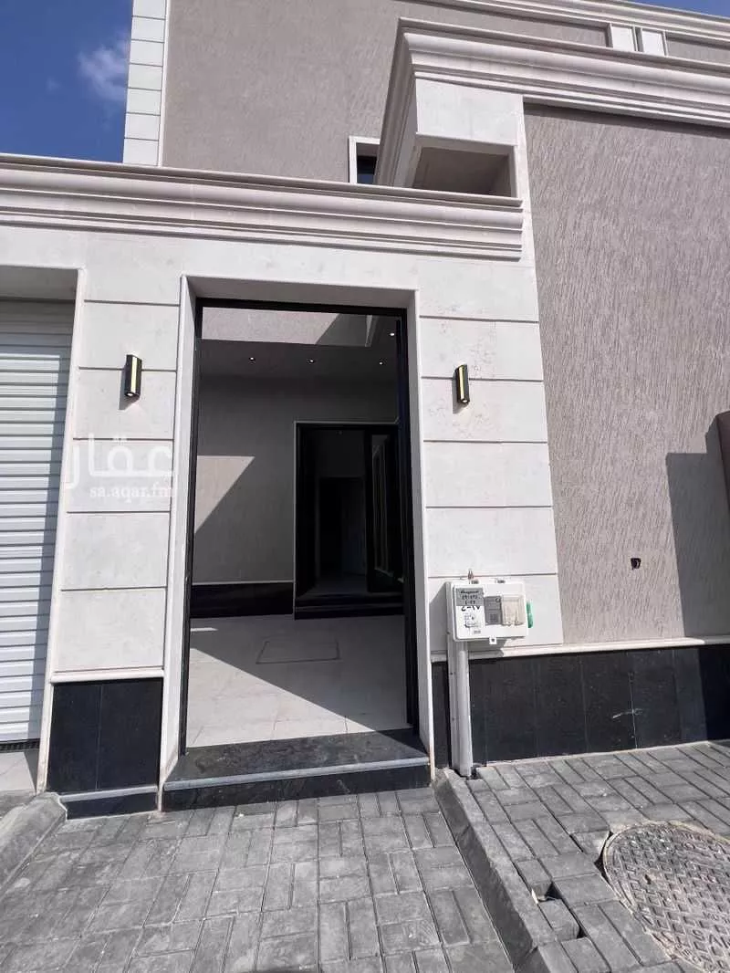 6 bedroom villa in Al Farouq 3