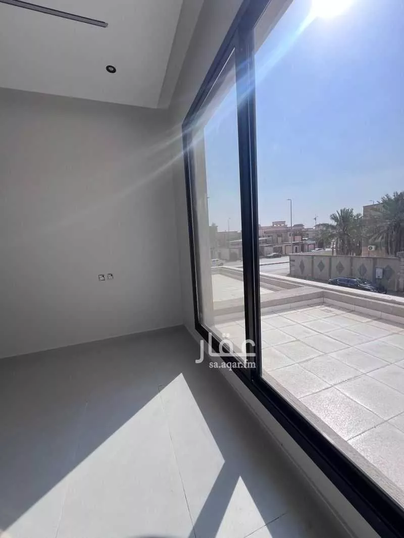 6 bedroom villa in Al Farouq 9