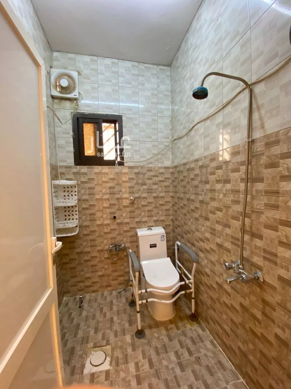 8 bedroom villa in Ishbiliyah 11