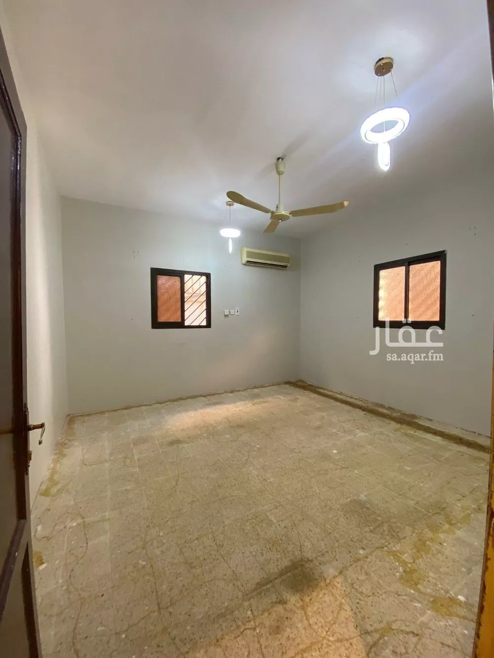 8 bedroom villa in Ishbiliyah 15