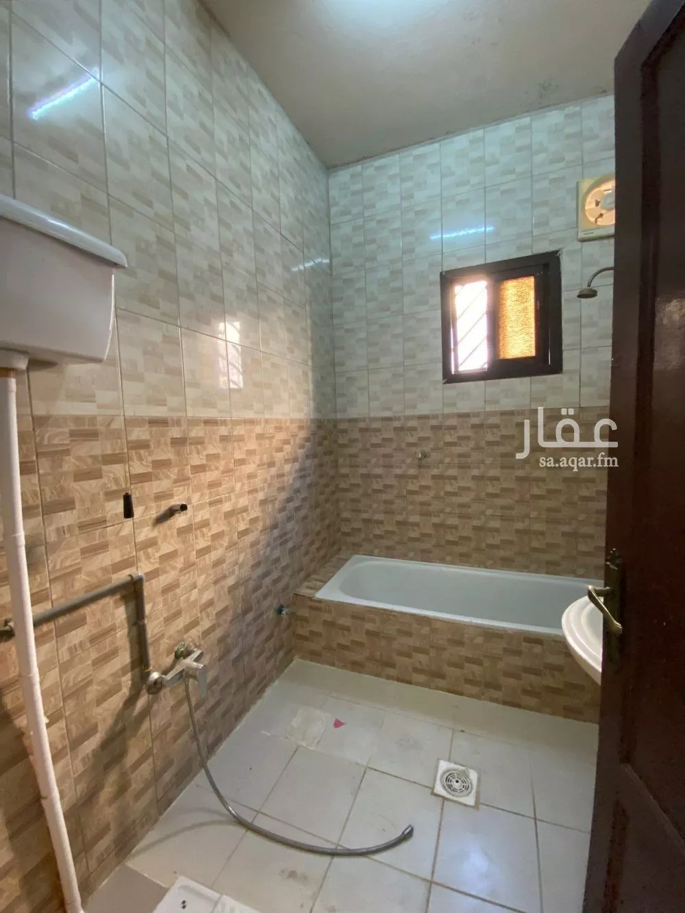 8 bedroom villa in Ishbiliyah 28