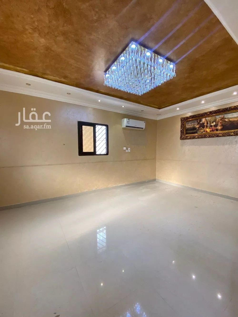 8 bedroom villa in Ishbiliyah 7