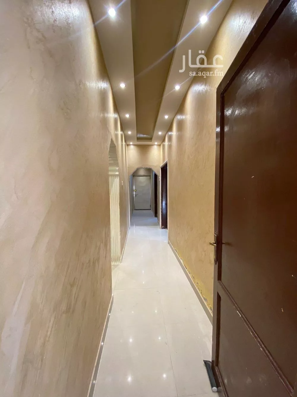 8 bedroom villa in Ishbiliyah 9