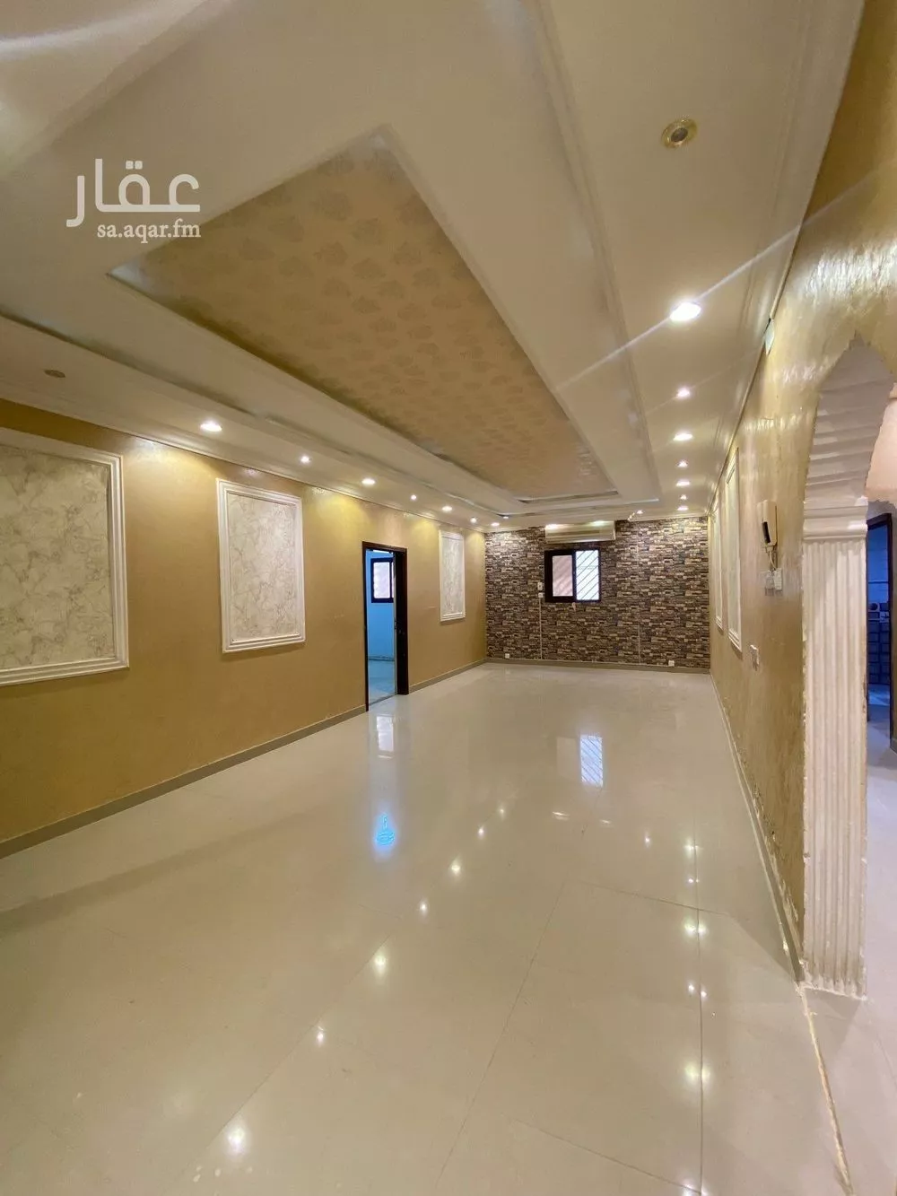 8 bedroom villa in Ishbiliyah 10
