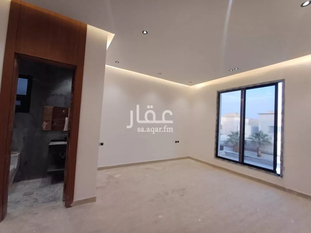 فيلا 6 غرف في النظيم 15