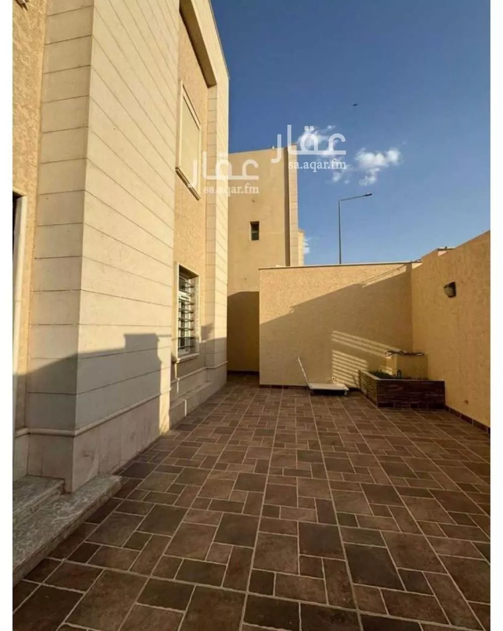 فيلا 7 غرف في الياسمين 27