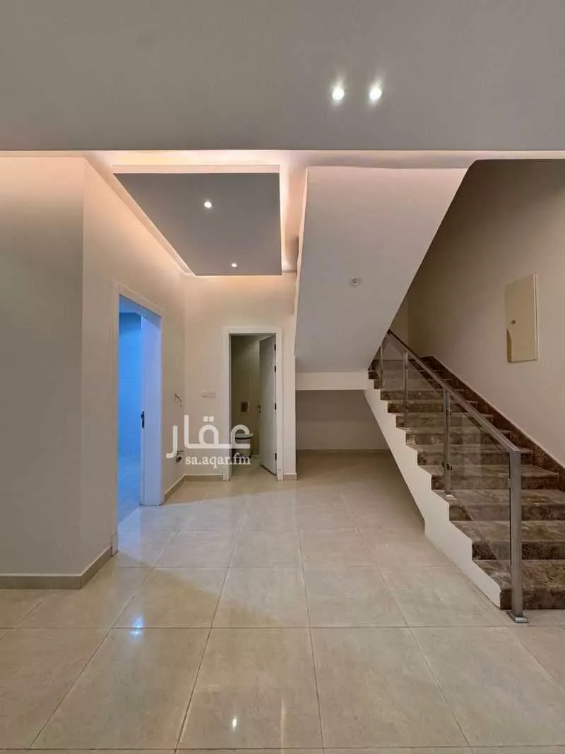 4 bedroom villa in Al Aridh 7