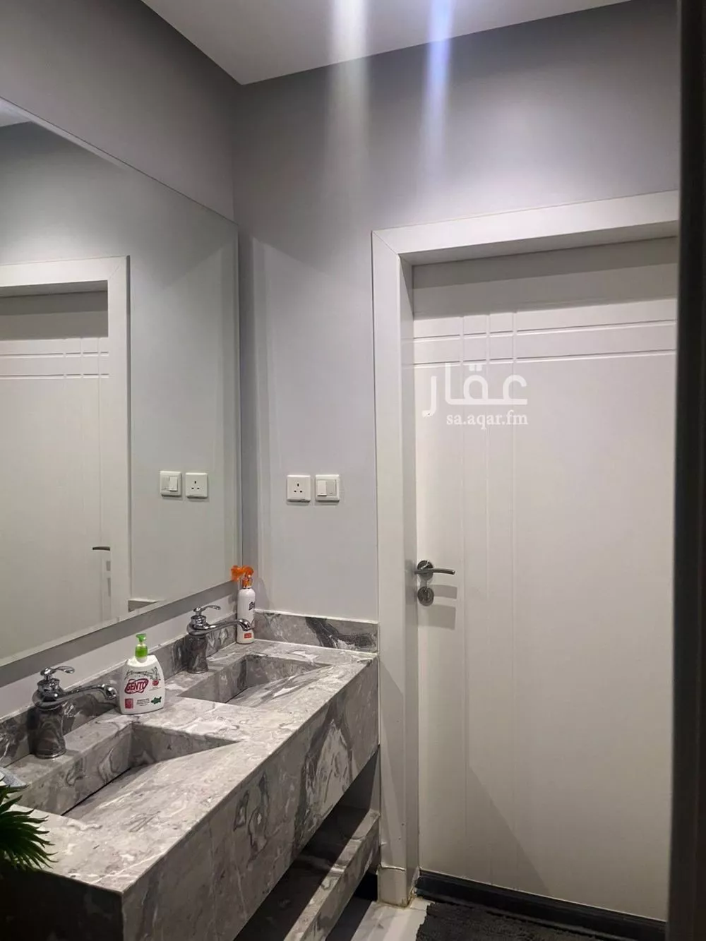 5 bedroom villa in Al Hazm 4