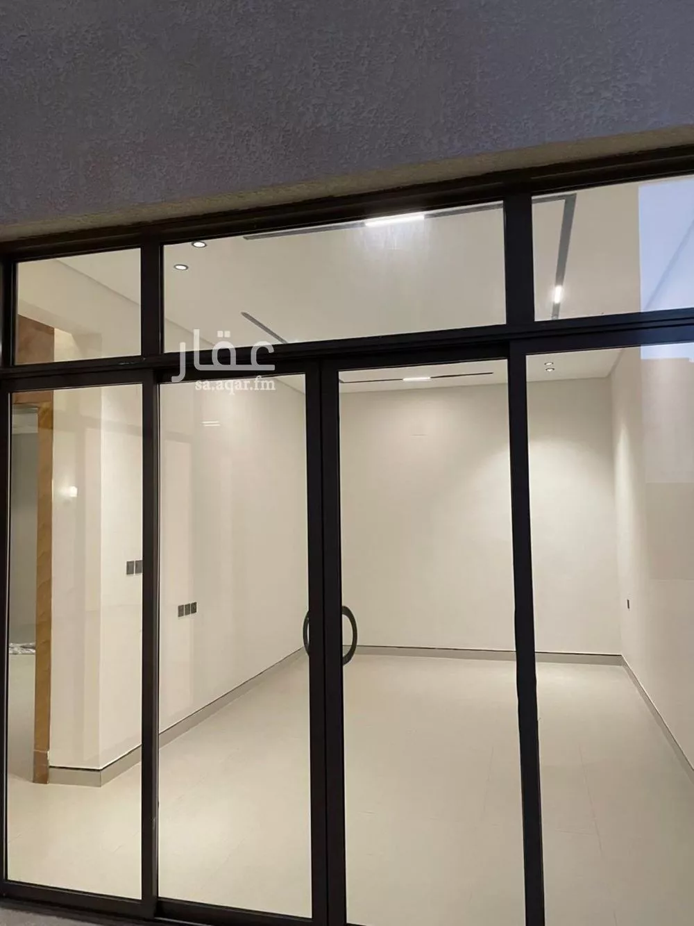 6 bedroom villa in Al Mahdiyyah 3