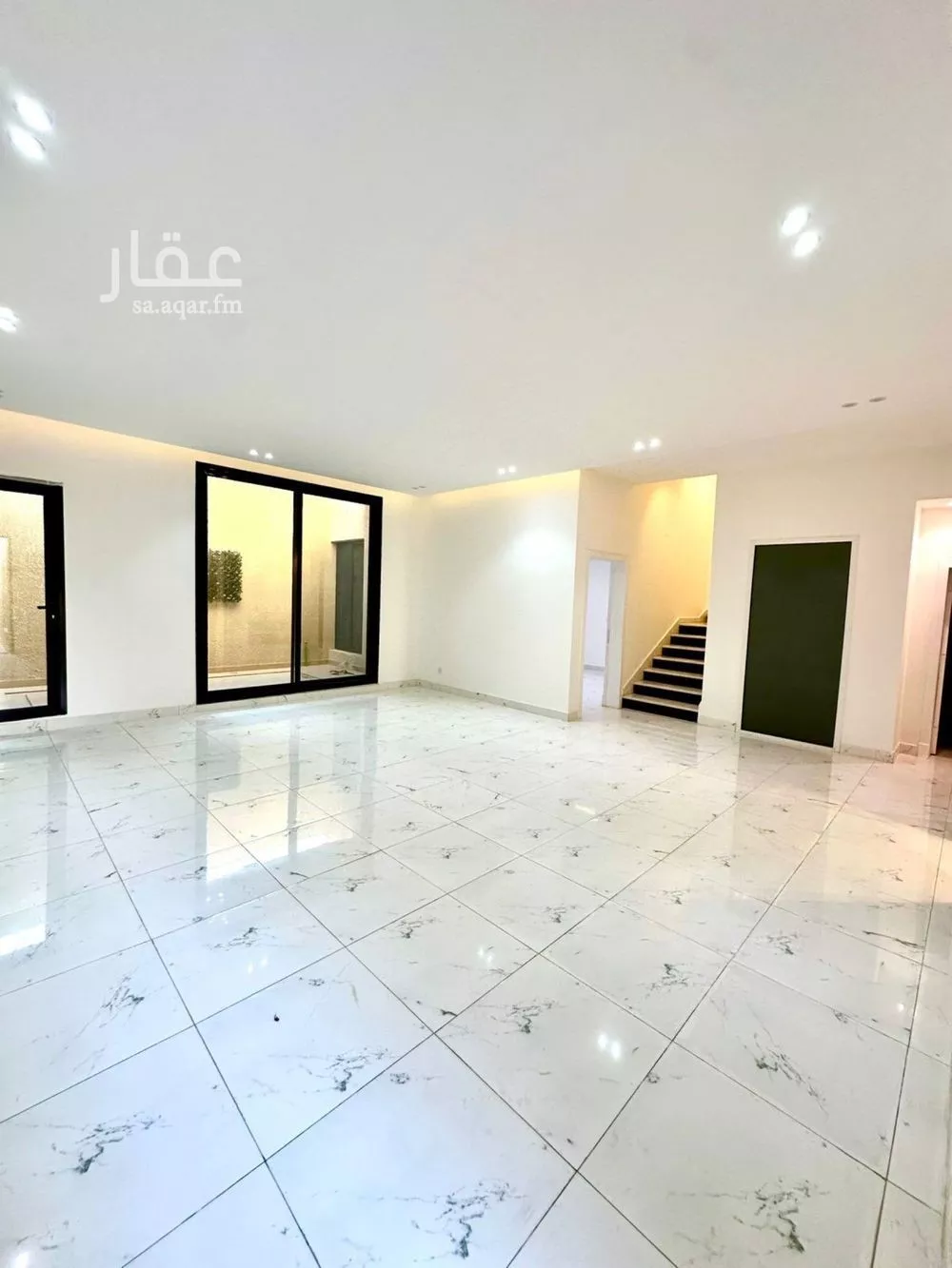 6 bedroom villa in Al Aridh 3