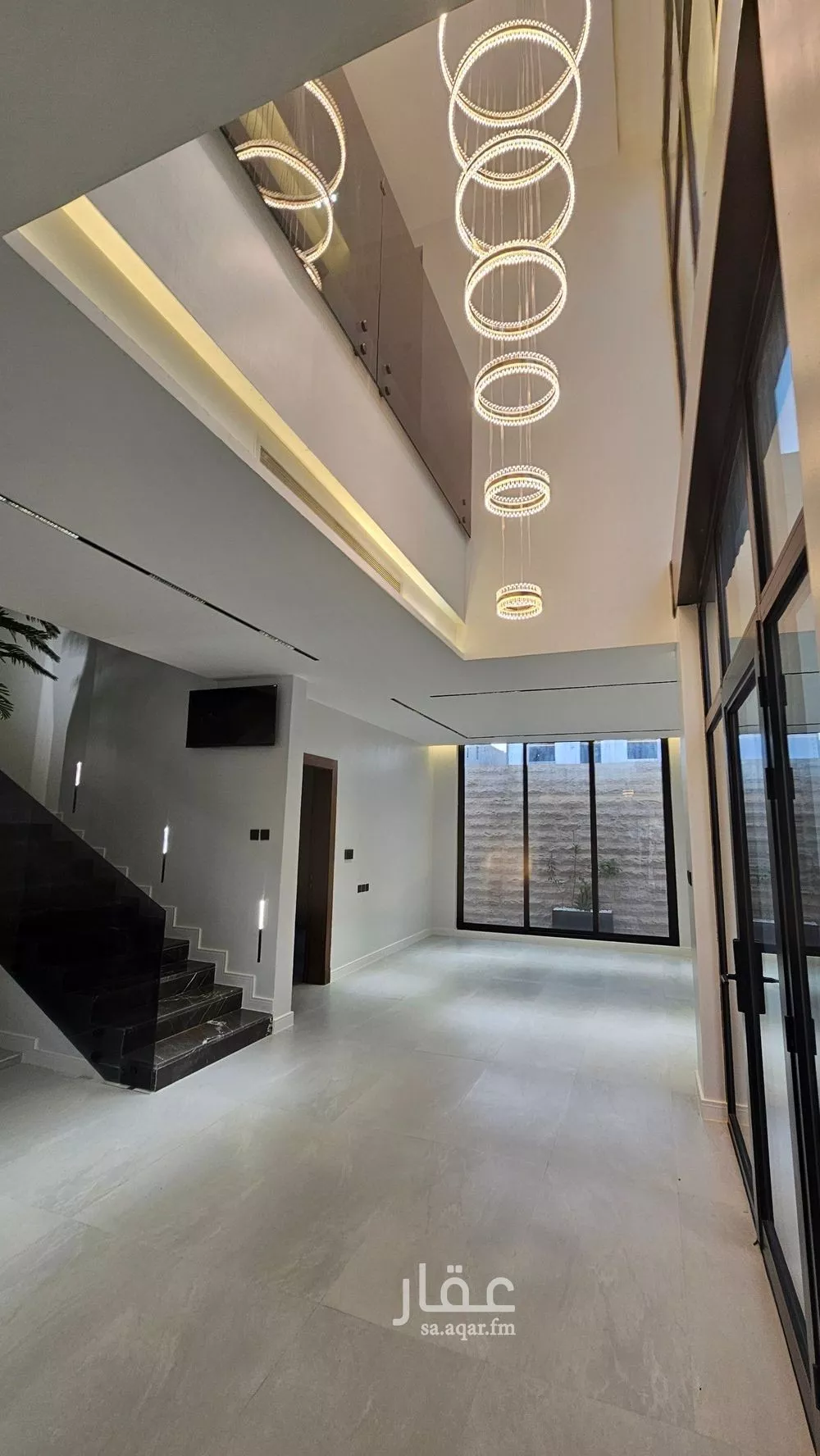 5 bedroom villa in Al Farouq 13
