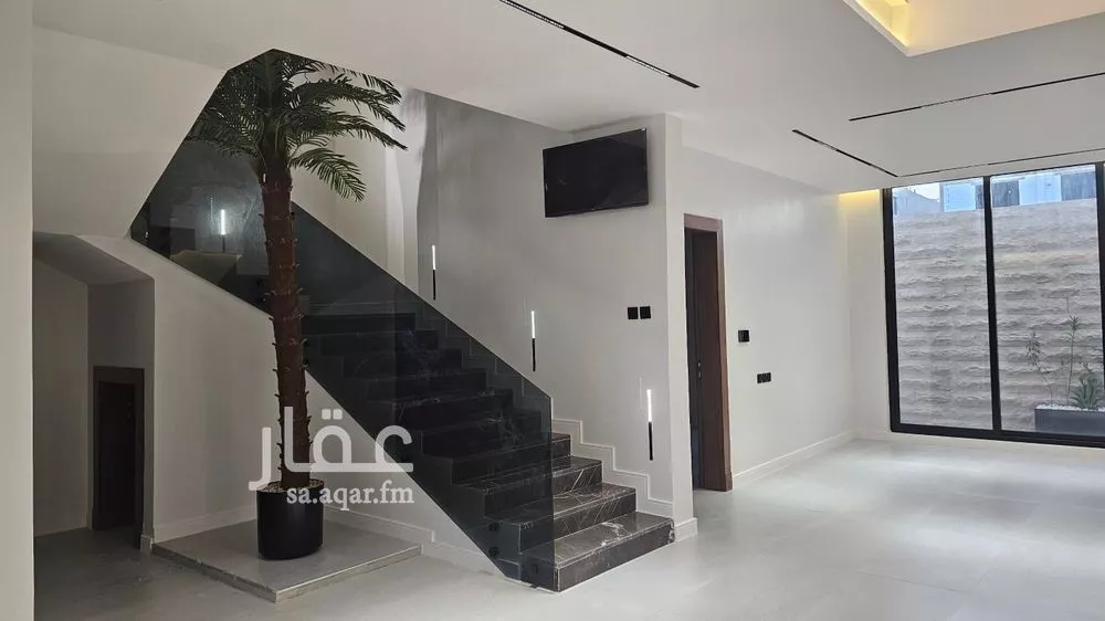 5 bedroom villa in Al Farouq 6