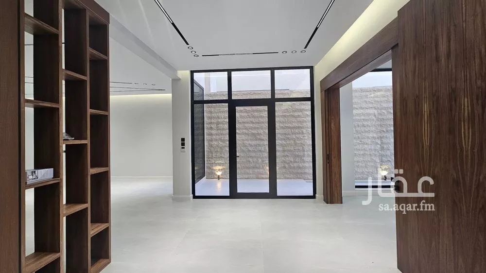 5 bedroom villa in Al Farouq 7