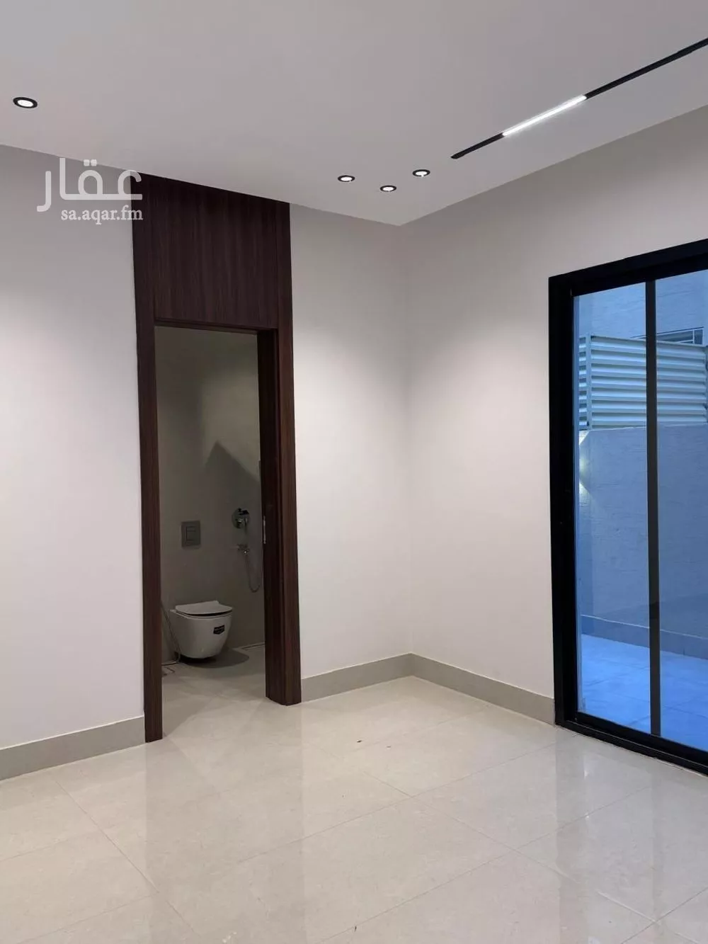 فيلا 4 غرف في المهدية 6