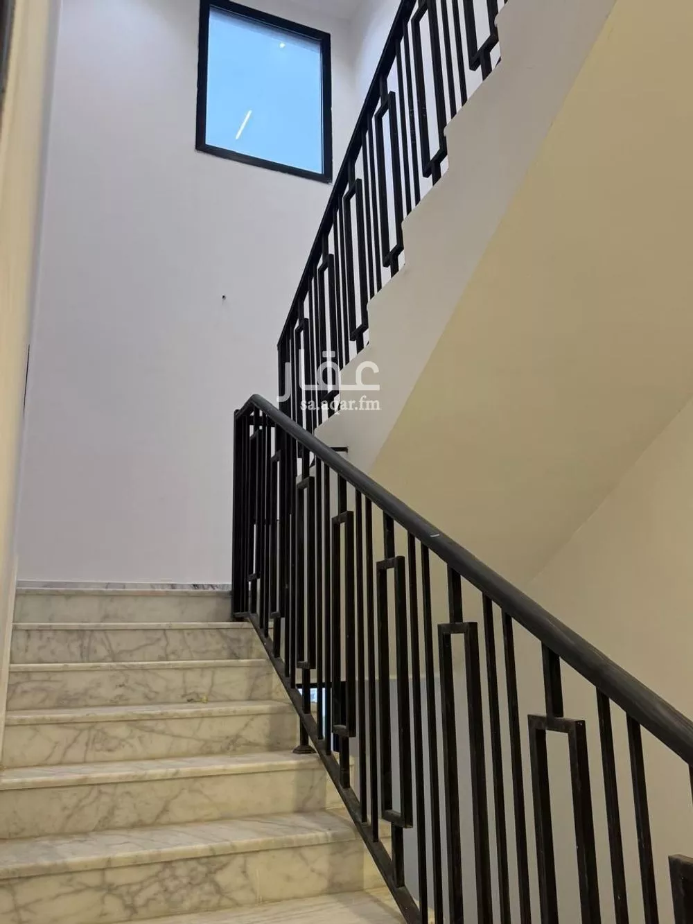 فيلا 4 غرف في المهدية 9