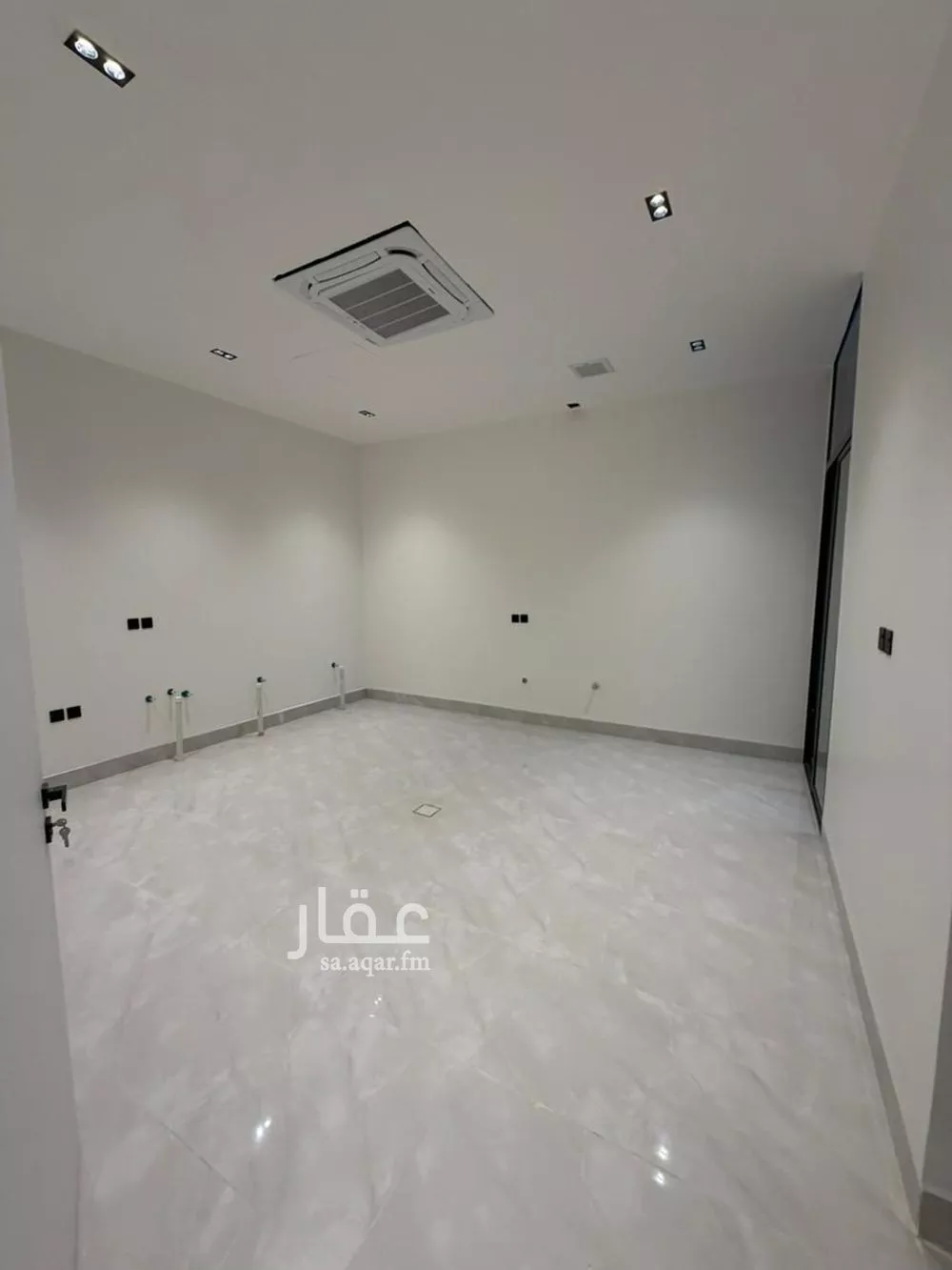5 bedroom villa in Al Mahdiyyah 11