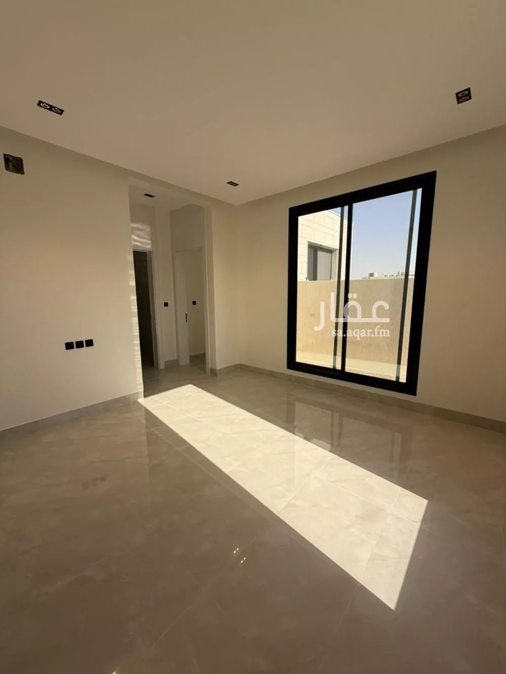 5 bedroom villa in Al Mahdiyyah 6
