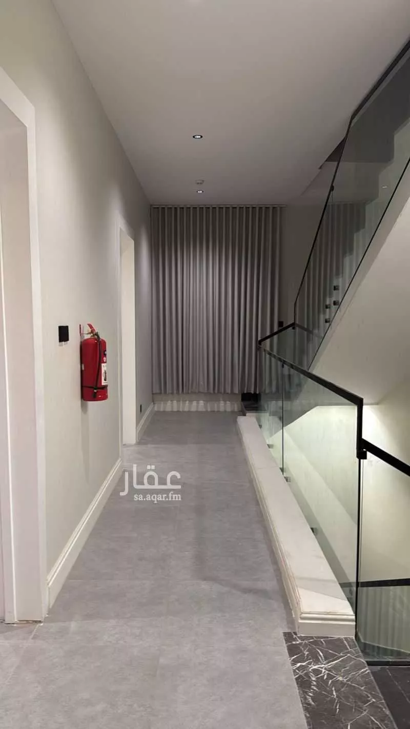 فيلا 4 غرف في الرمال 10