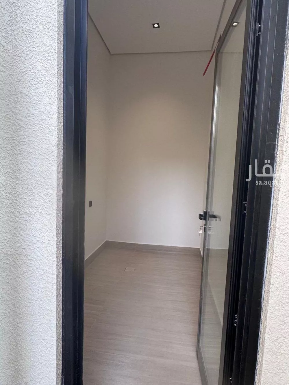 فيلا 5 غرف في المهدية 8