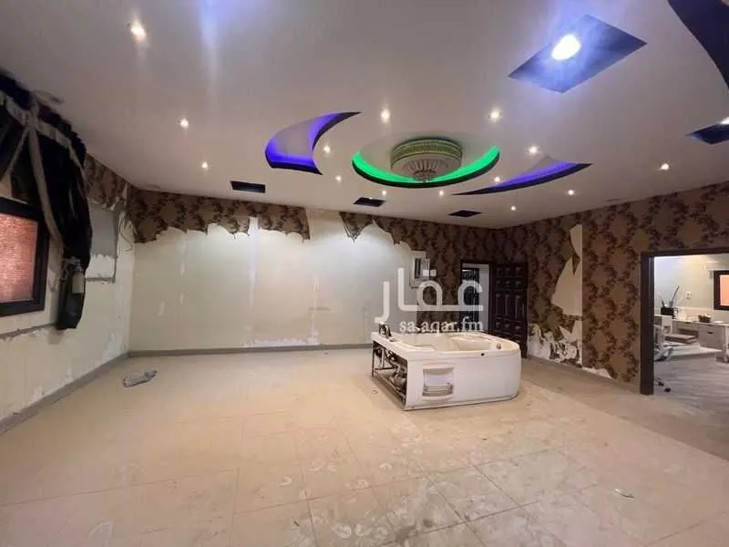 10 bedroom villa in Irqah 8
