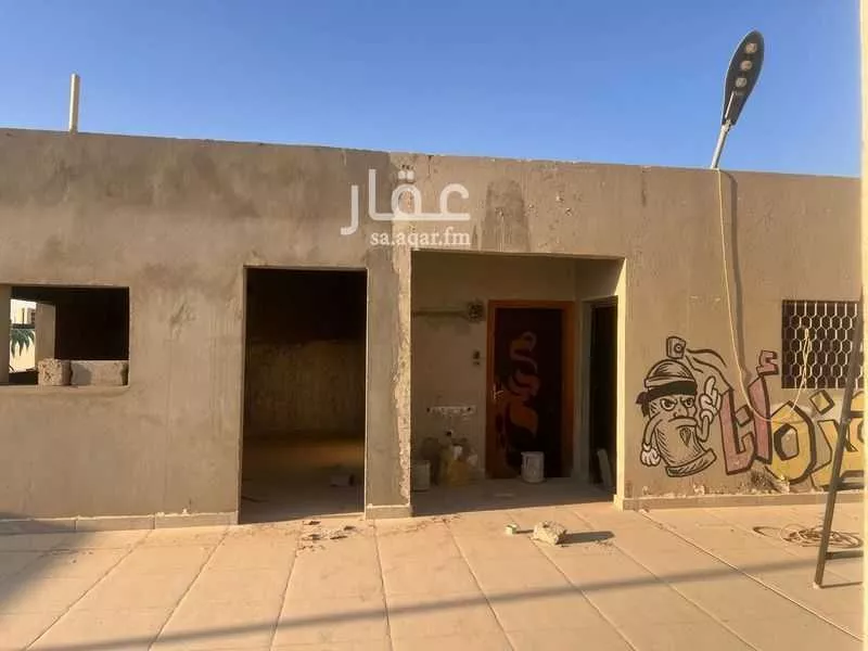 10 bedroom villa in Irqah 10