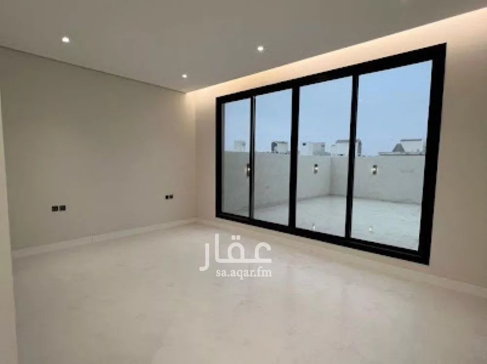 فيلا 6 غرف في المهدية 10