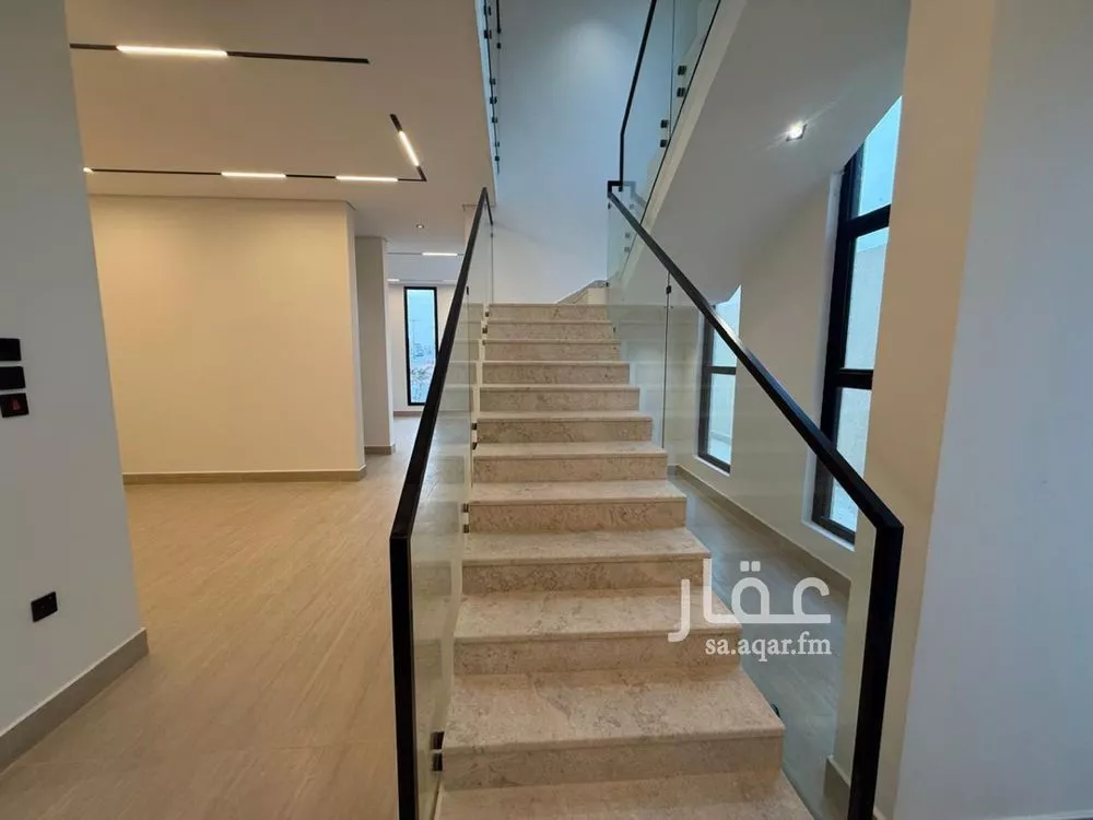 6 bedroom villa in Al Mahdiyyah 6