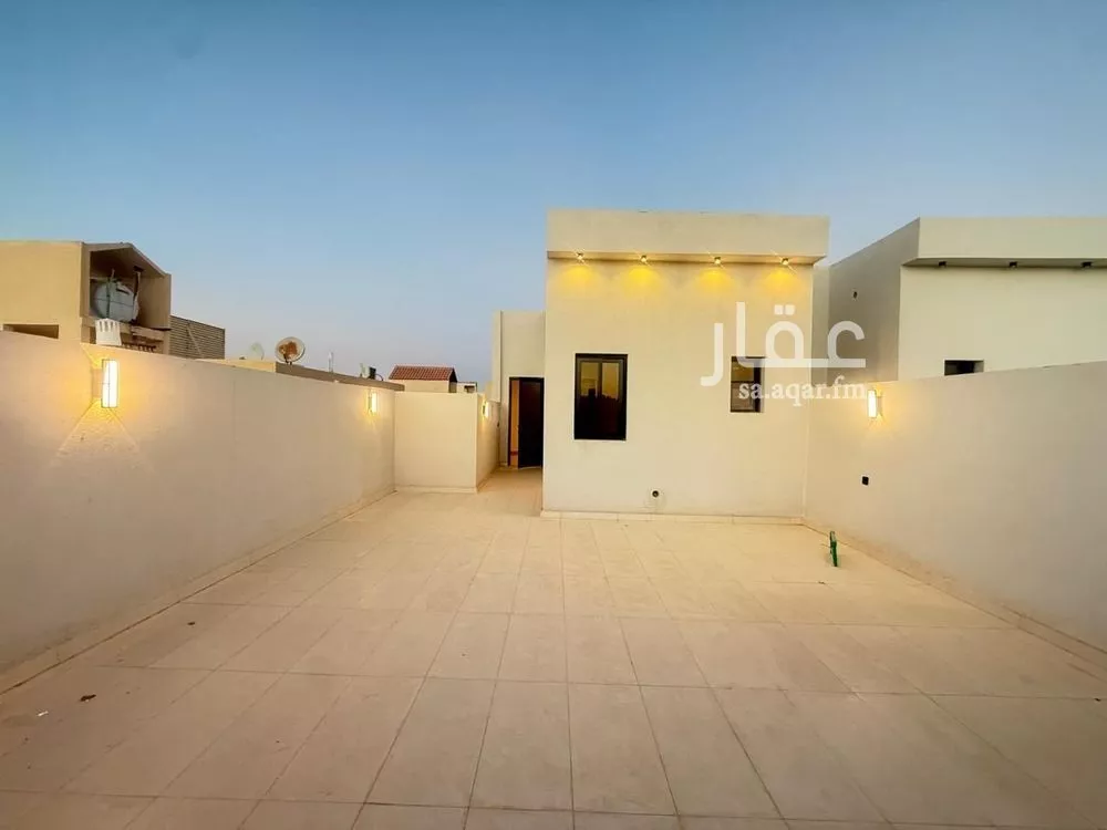 5 bedroom villa in Al Mahdiyyah 16