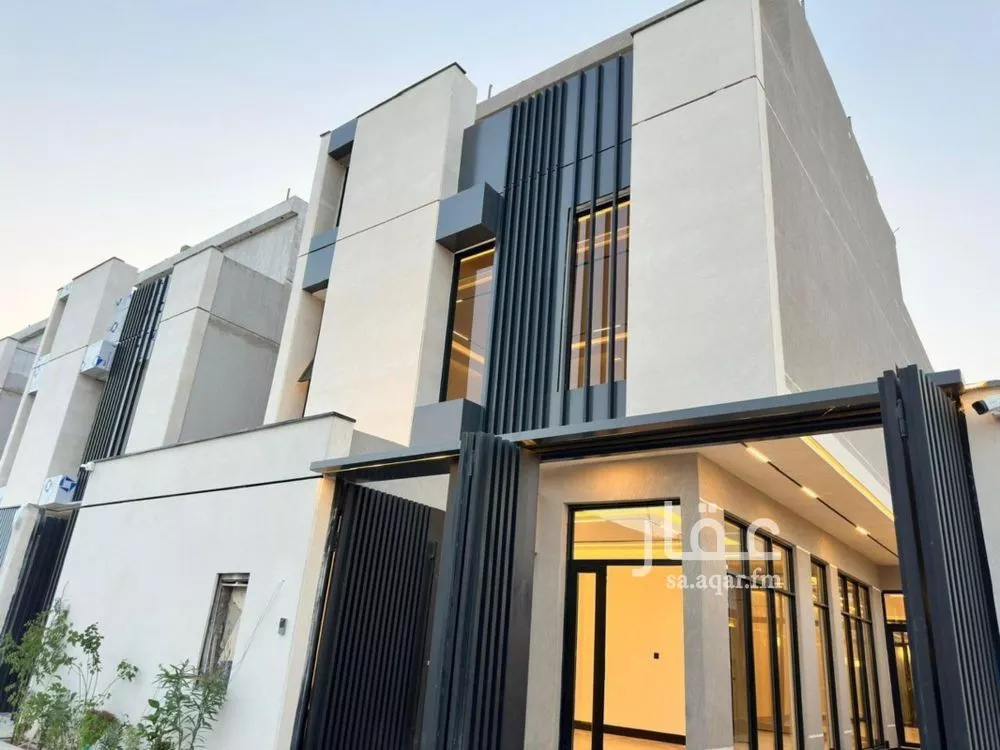 4 bedroom villa in Al Rimal 7