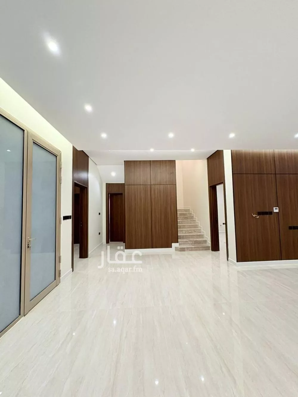 6 bedroom villa in Al Mahdiyyah 2