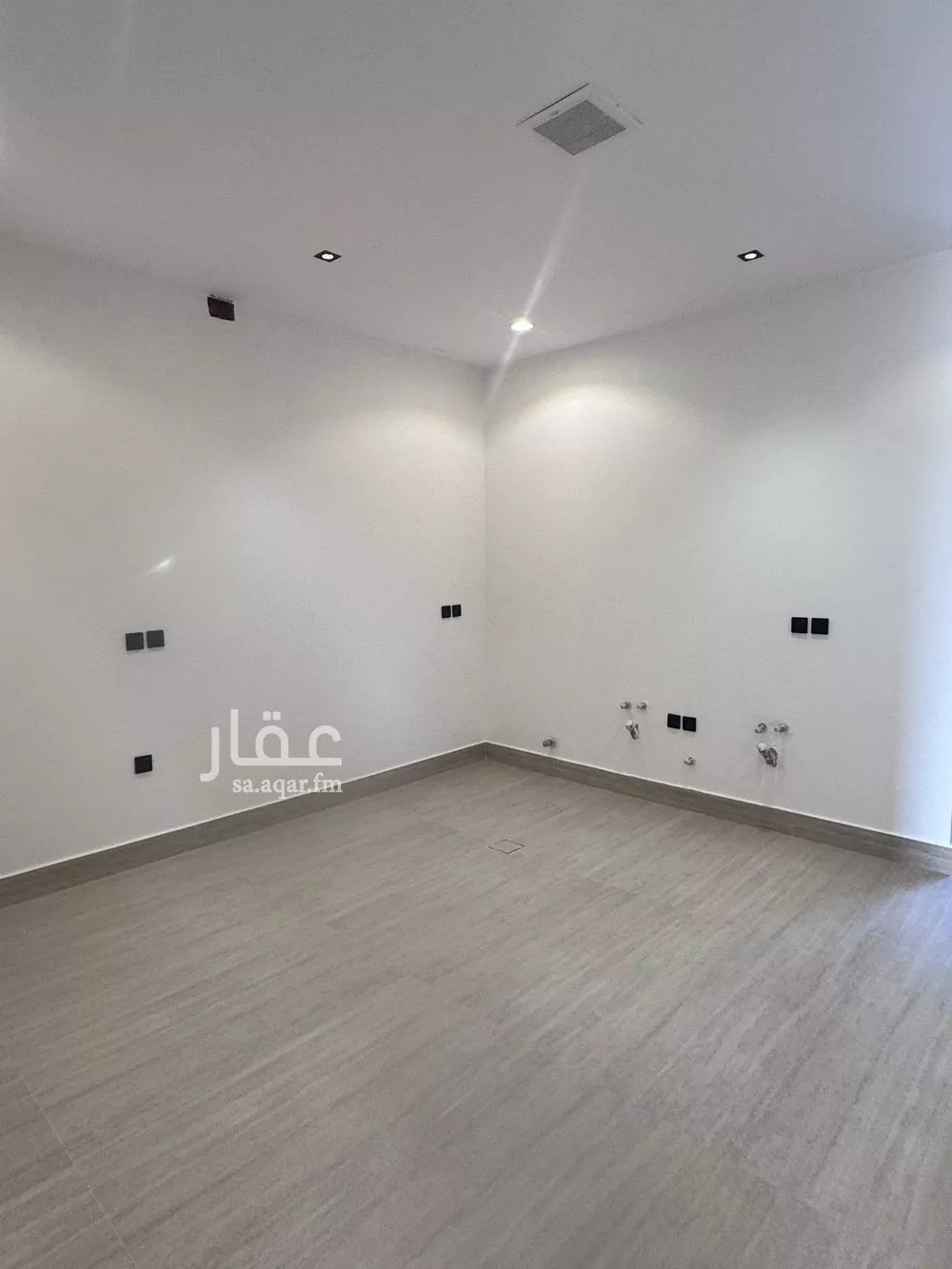 5 bedroom villa in Al Mahdiyyah 13